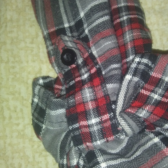 Carters - Picture 3 of 4